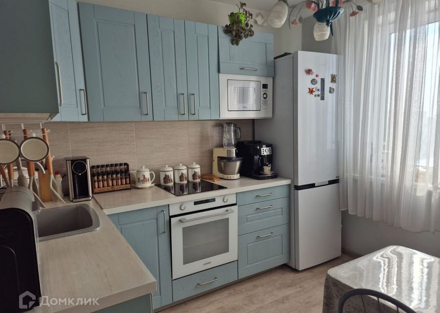Продаётся 4-комнатная квартира, 73 м²