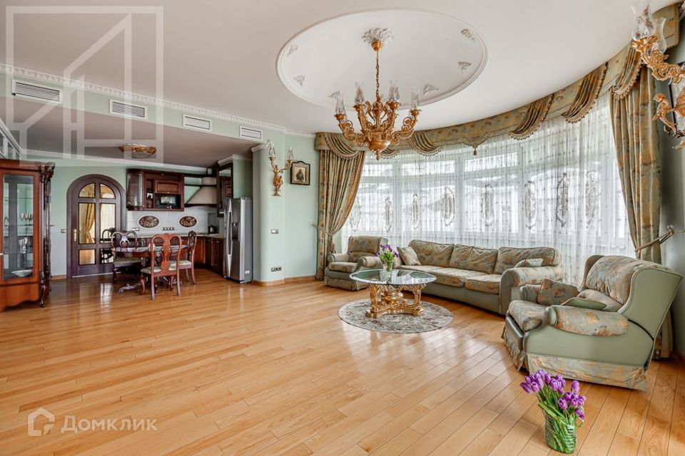 Сдаётся 3-комнатная квартира, 109 м²