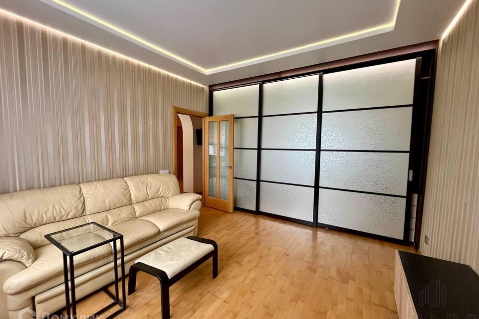 Сдаётся 2-комнатная квартира, 67 м²