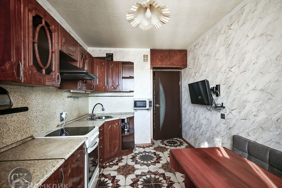 Продаётся 1-комнатная квартира, 42.1 м²