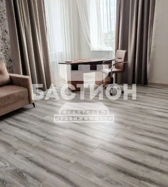 Продаётся 3-комнатная квартира, 158 м²