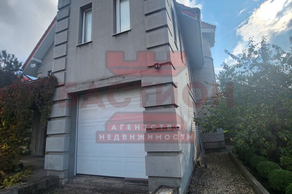 Продаётся 3-этажный дом, 388.3 м²