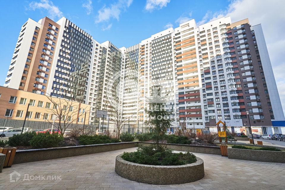 Продаётся 3-комнатная квартира, 98.8 м²