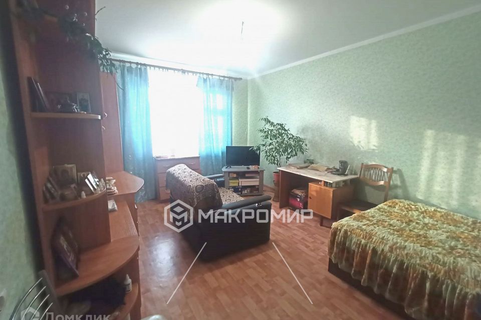 Продаётся 1-комнатная квартира, 38 м²