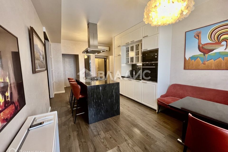 Продаётся 2-комнатная квартира, 56.7 м²
