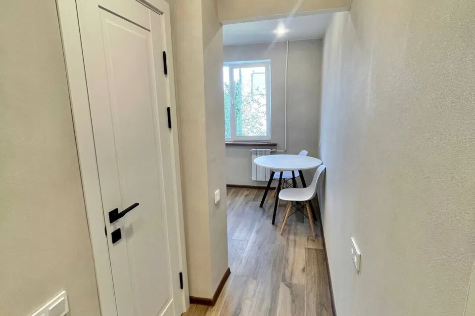 Продаётся 1-комнатная квартира, 37 м²