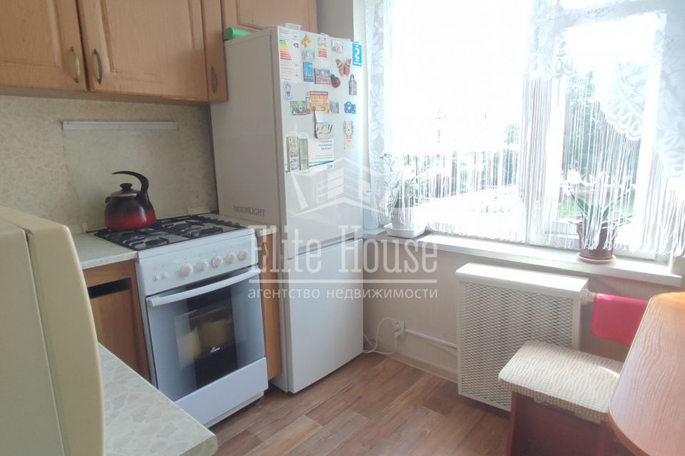 Продаётся 3-комнатная квартира, 58.2 м²