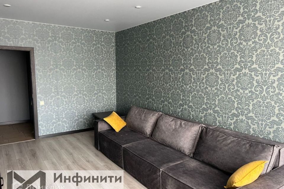 Продаётся 2-комнатная квартира, 70.4 м²