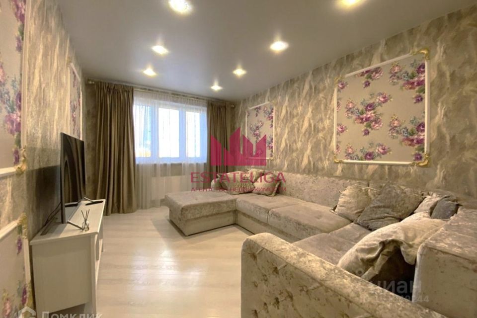 Сдаётся 2-комнатная квартира, 62.7 м²