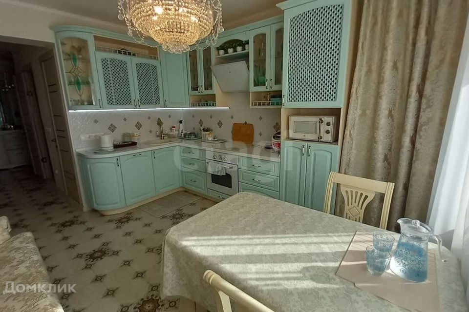 Продаётся 2-комнатная квартира, 64 м²