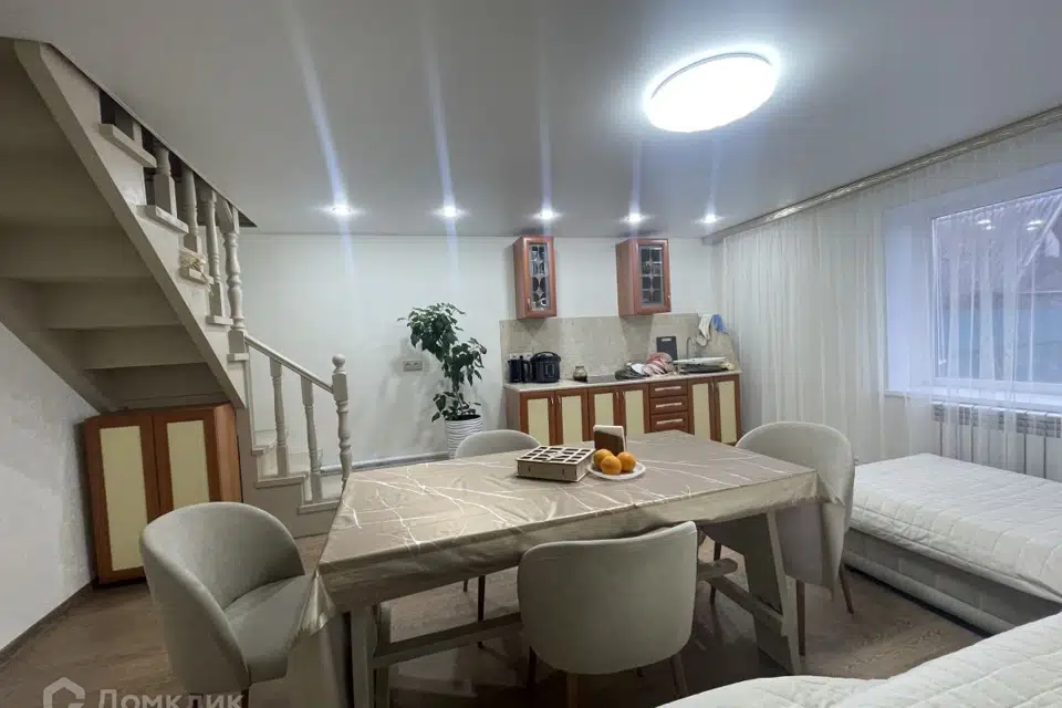 Продаётся 2-этажный дом, 172.6 м²