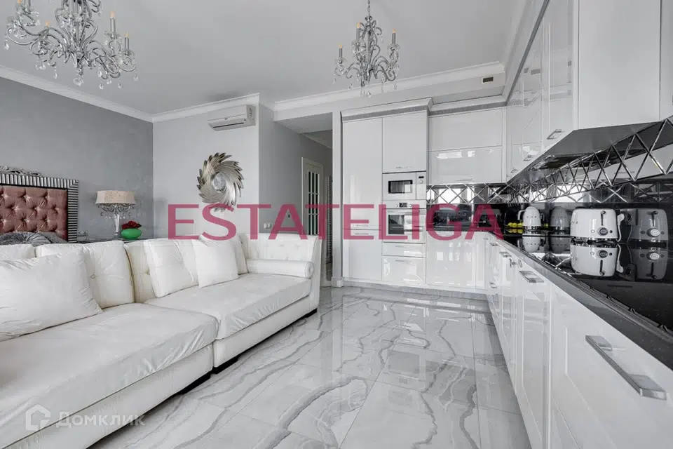 Продаётся студия, 50 м²