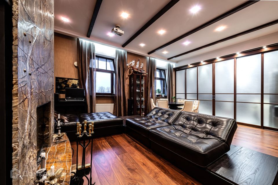 Продаётся 3-комнатная квартира, 128.5 м²