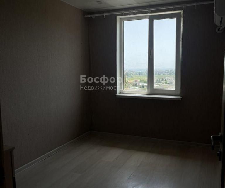 Продаётся 3-комнатная квартира, 42.5 м²