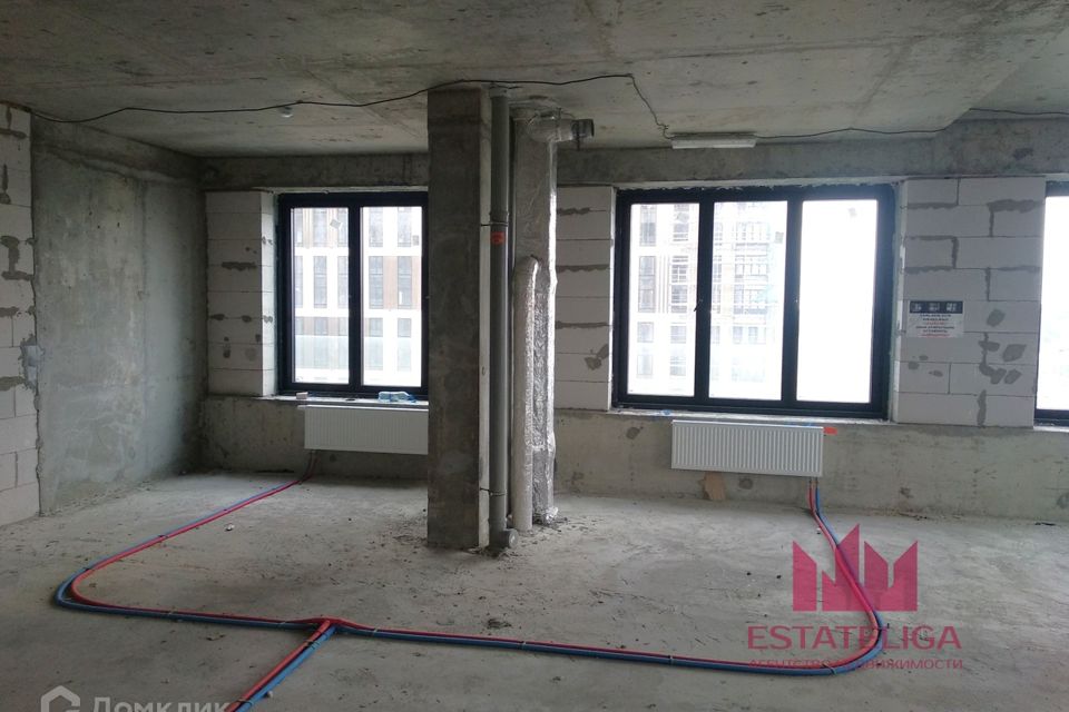 Продаётся 3-комнатная квартира, 90 м²