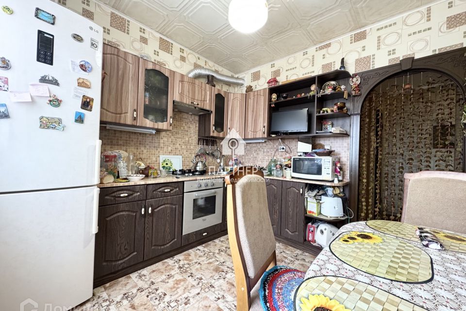 Продаётся 3-комнатная квартира, 69.6 м²