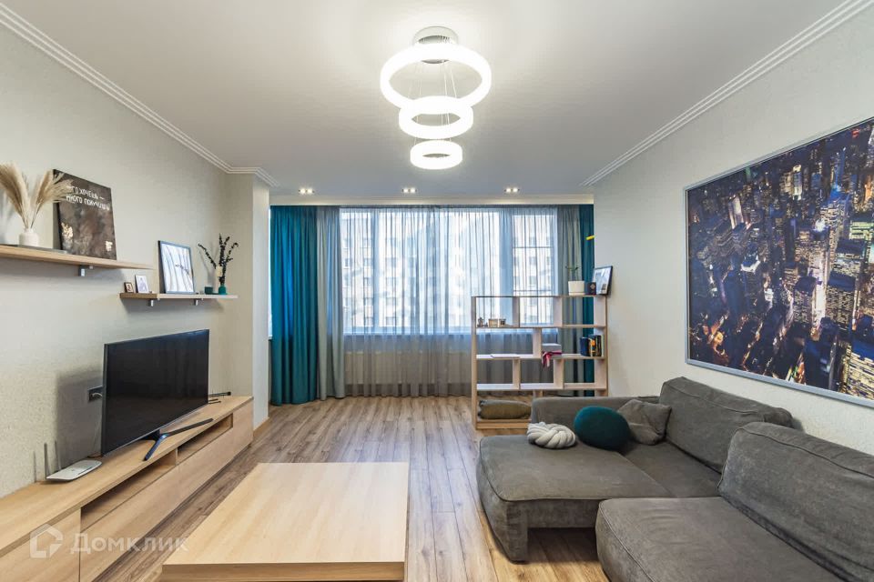 Продаётся 2-комнатная квартира, 105 м²