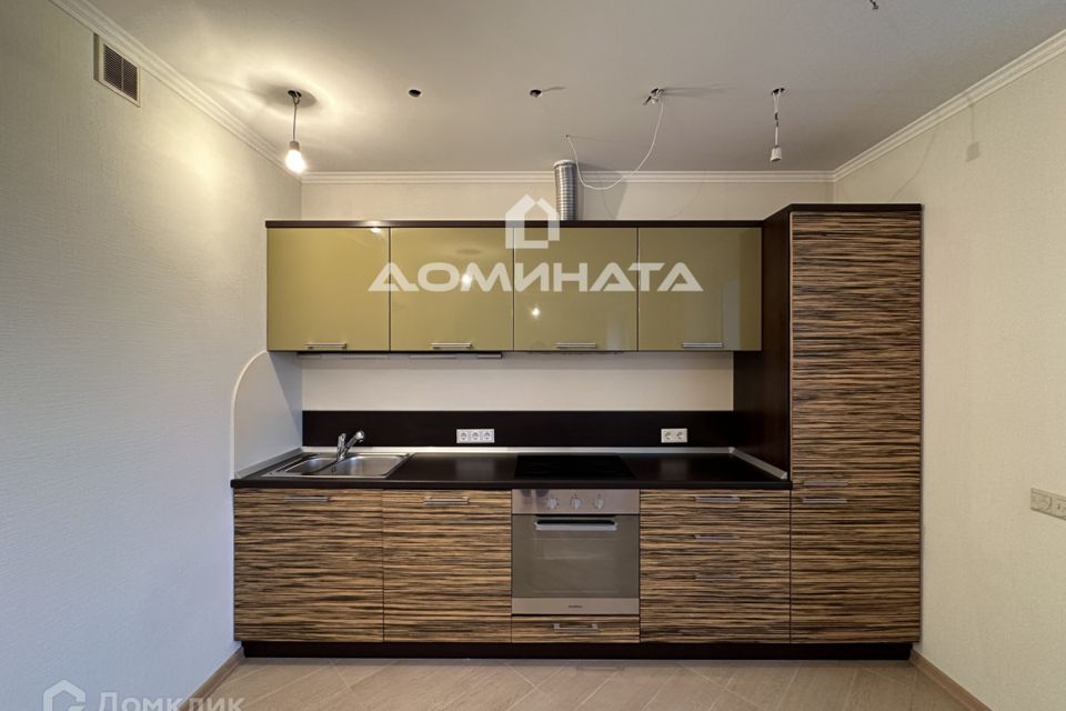Продаётся 2-комнатная квартира, 77.5 м²