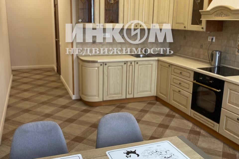 Сдаётся 1-комнатная квартира, 51 м²