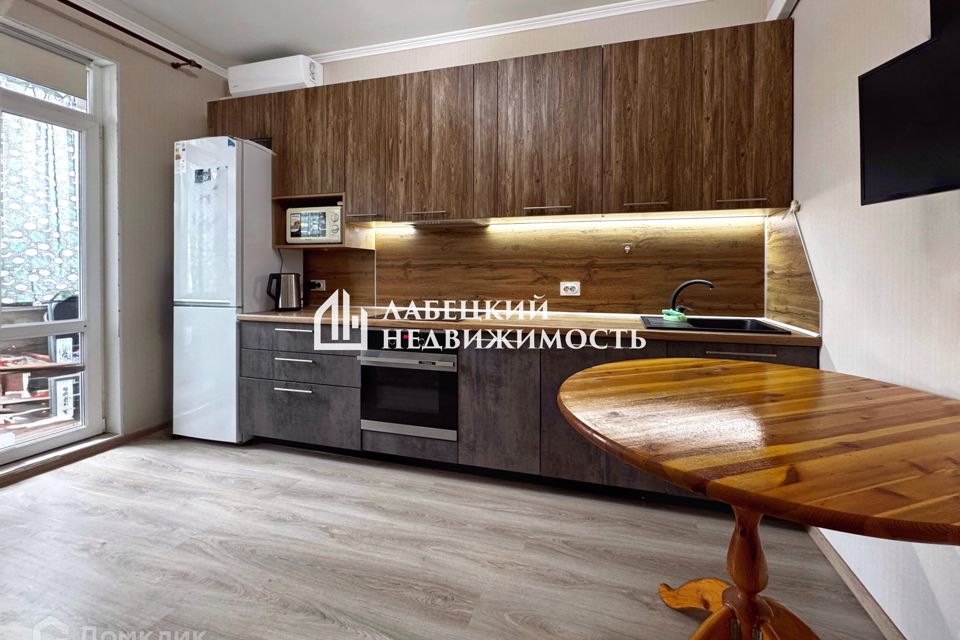 Продаётся 1-комнатная квартира, 38 м²