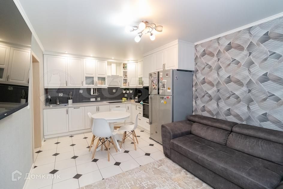 Продаётся 2-комнатная квартира, 62 м²