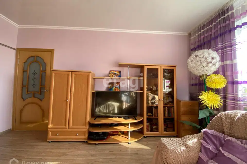 Продаётся 1-комнатная квартира, 50 м²