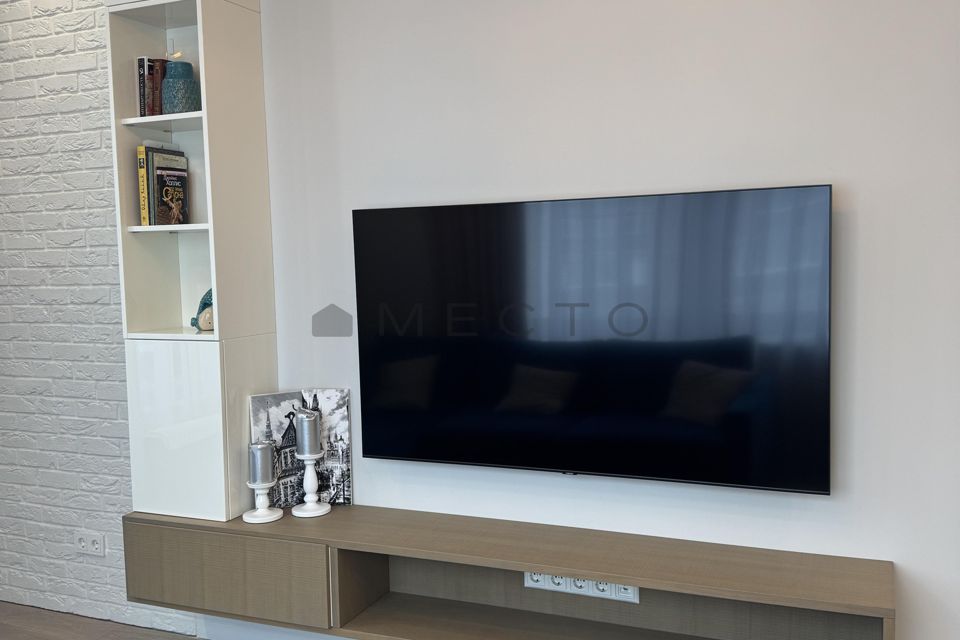 Сдаётся 3-комнатная квартира, 101 м²