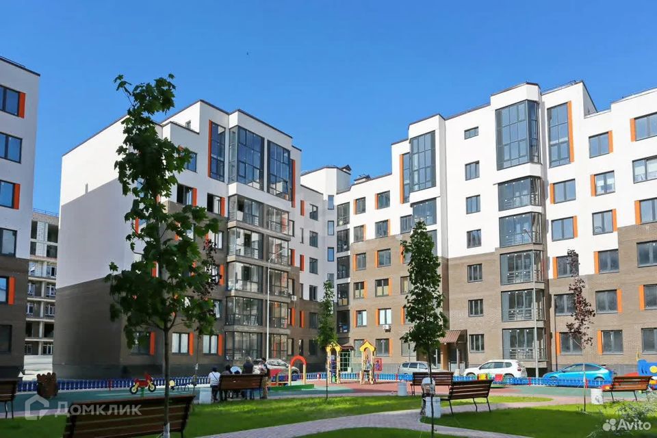 Продаётся 1-комнатная квартира, 35.2 м²