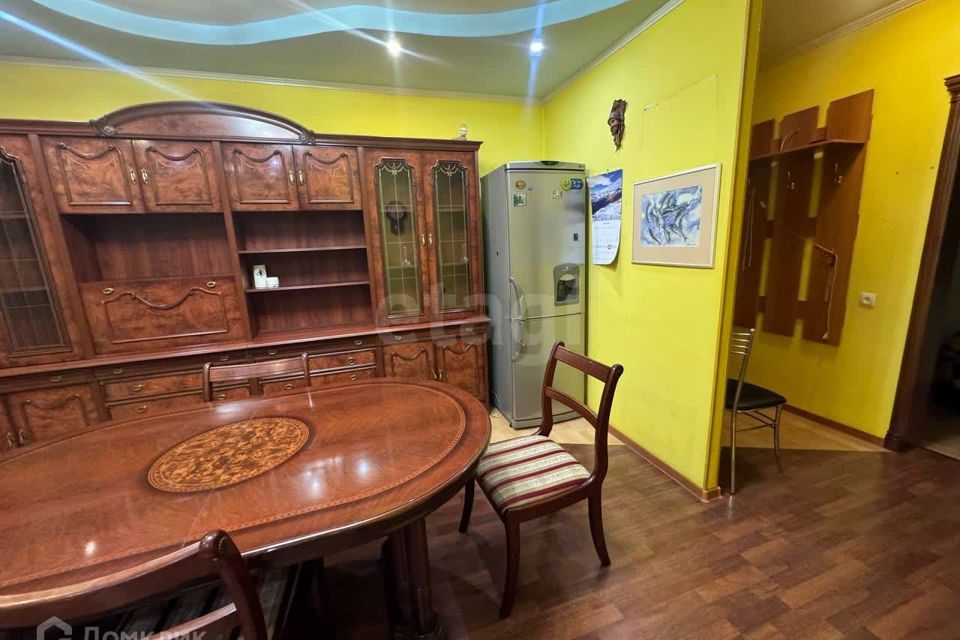 Сдаётся 4-комнатная квартира, 90 м²