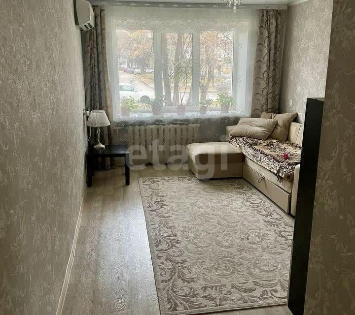 Продаётся 3-комнатная квартира, 50.7 м²