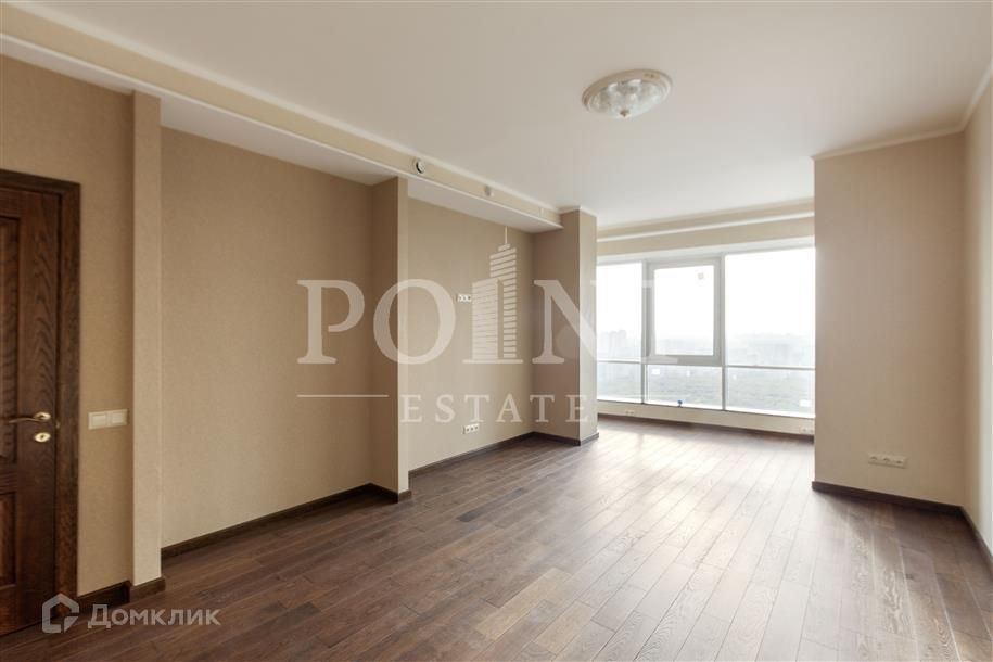 Продаётся 4-комнатная квартира, 155 м²