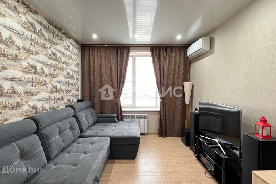 Продаётся 1-комнатная квартира, 43.9 м²