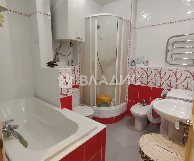 Сдаётся 2-комнатная квартира, 61 м²