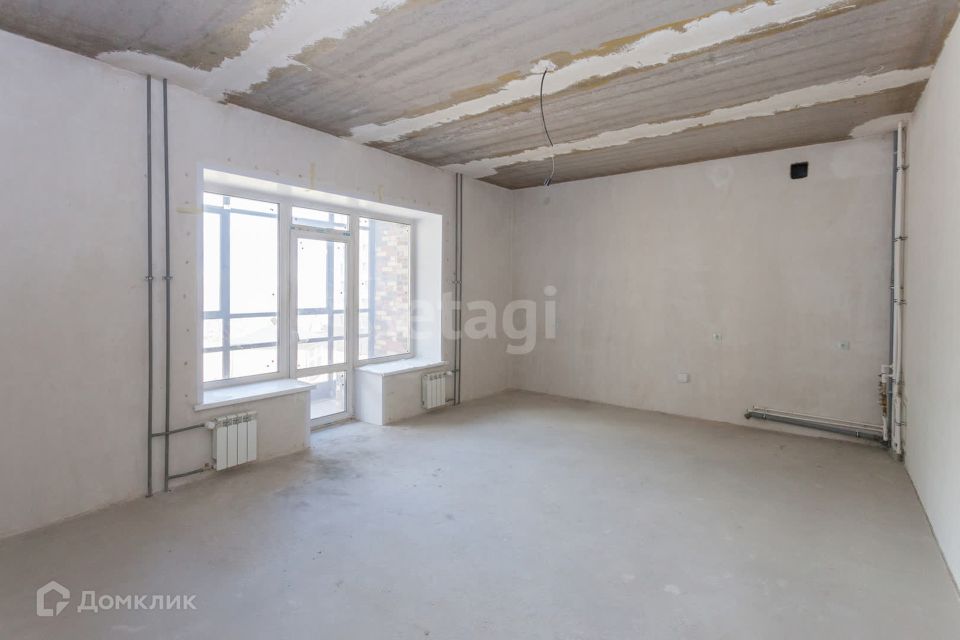 Продаётся 2-комнатная квартира, 81.3 м²