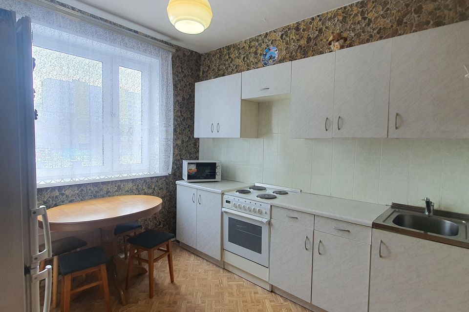 Продаётся 3-комнатная квартира, 69.8 м²