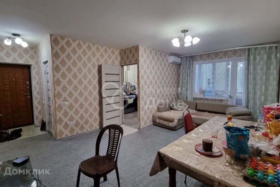 Продаётся 3-комнатная квартира, 56.1 м²