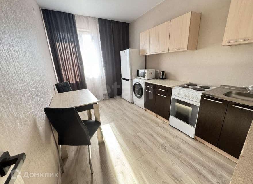 Сдаётся 1-комнатная квартира, 39 м²