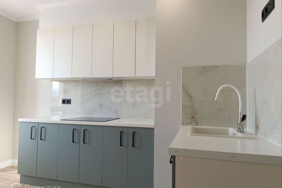 Продаётся 1-комнатная квартира, 37 м²