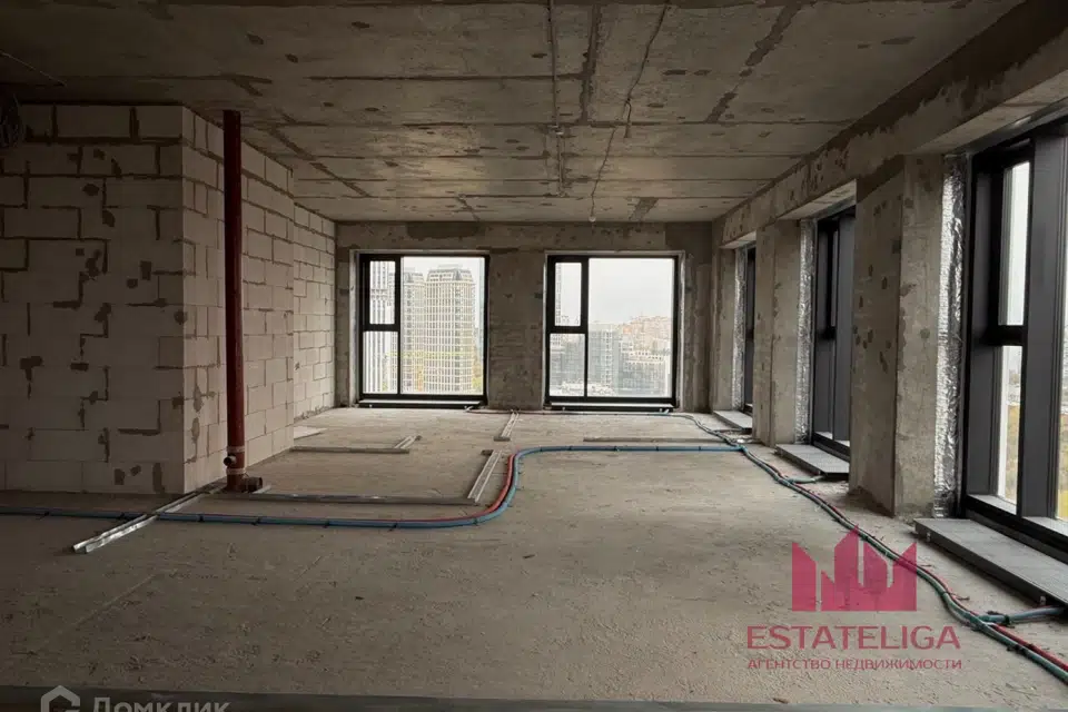 Продаётся 4-комнатная квартира, 96.2 м²