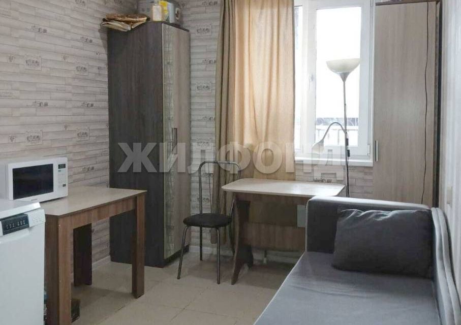 Продаётся 1-комнатная квартира, 35.8 м²