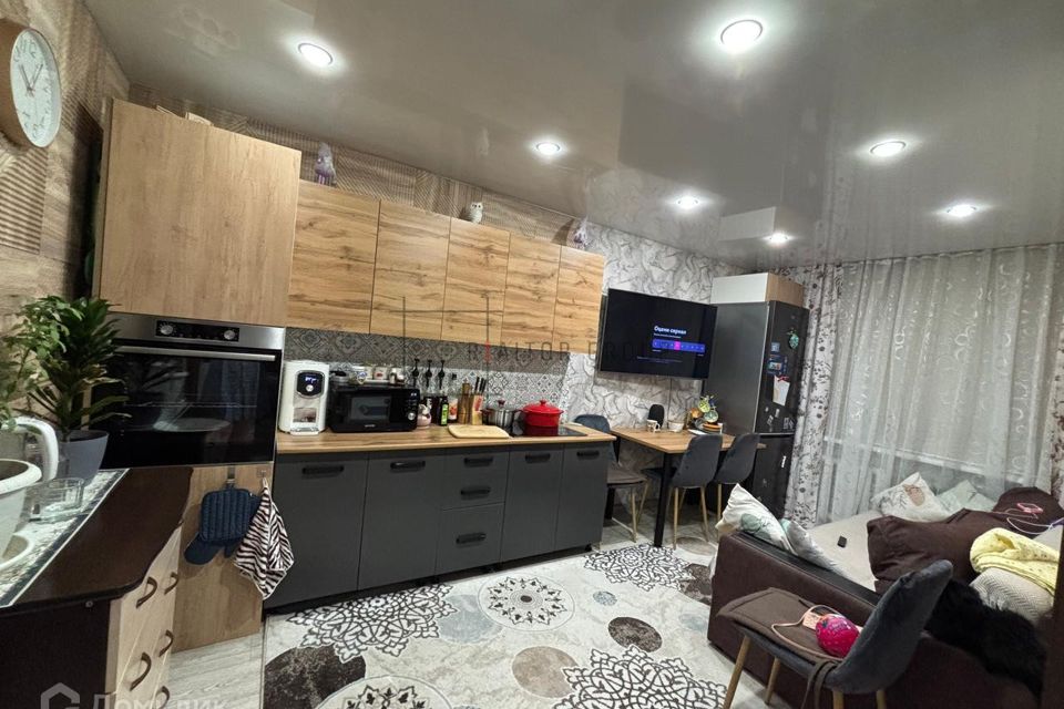 Продаётся 3-комнатная квартира, 59.5 м²