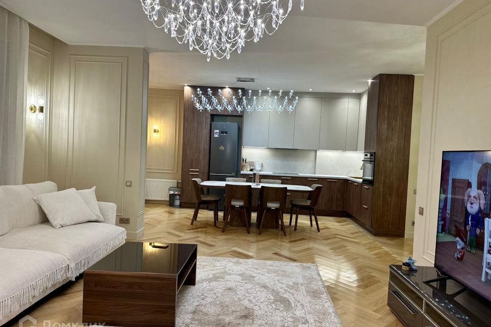 Продаётся 3-комнатная квартира, 89.6 м²