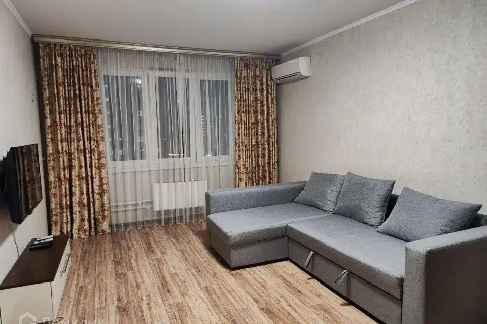 Продаётся 2-комнатная квартира, 61.53 м²