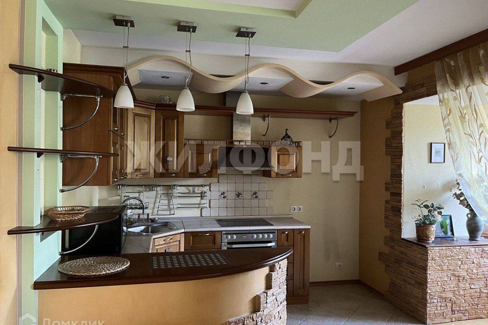 Продаётся 3-комнатная квартира, 72.4 м²