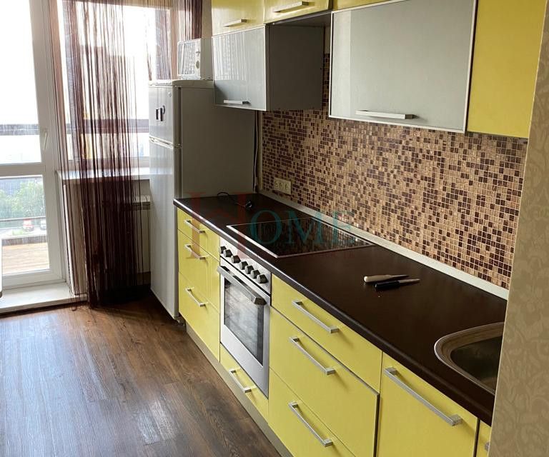 Сдаётся 1-комнатная квартира, 38 м²