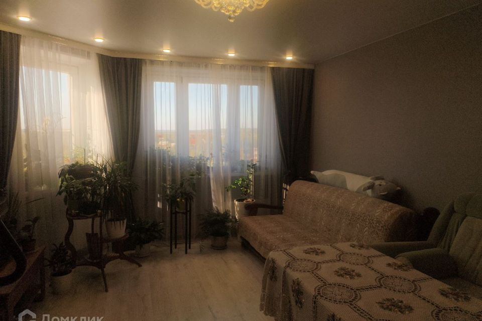 Продаётся 3-комнатная квартира, 98 м²