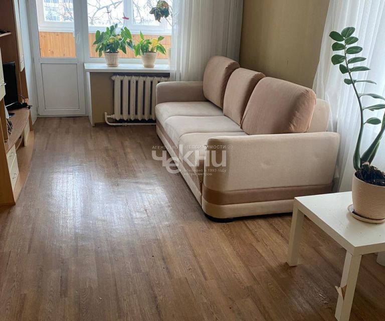 Продаётся 1-комнатная квартира, 32 м²