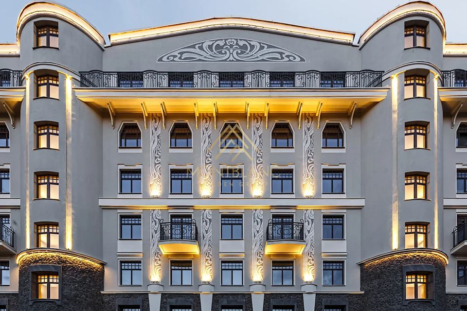 Продаётся 4-комнатная квартира, 134.4 м²
