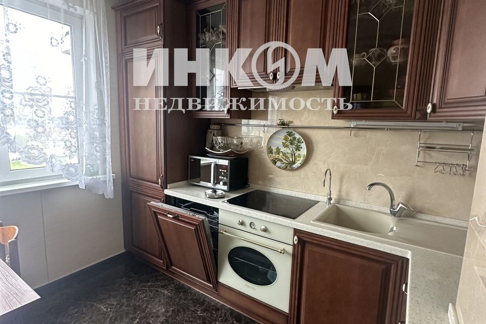 Продаётся 2-комнатная квартира, 57.6 м²