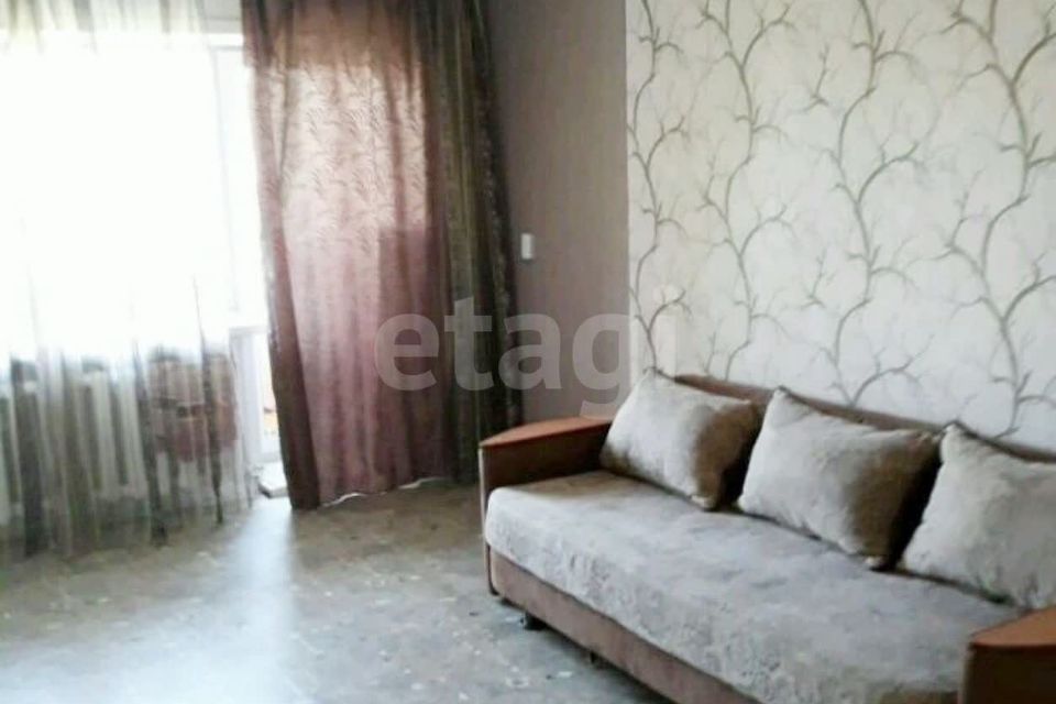 Продаётся 3-комнатная квартира, 56.5 м²